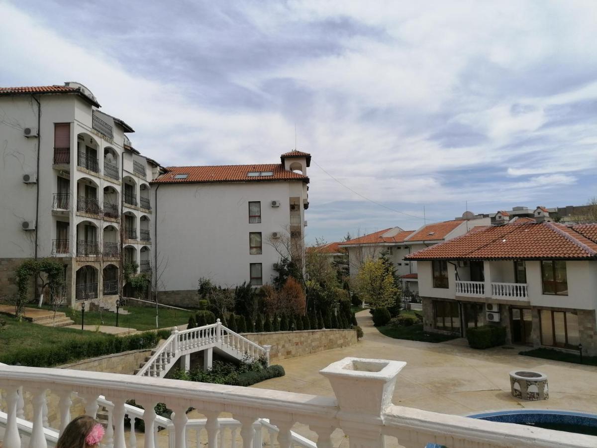 Triumph Holiday Village Sveti Vlas Exterior foto