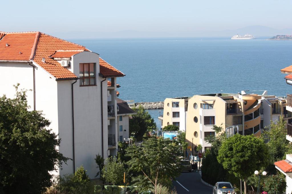 Triumph Holiday Village Sveti Vlas Exterior foto
