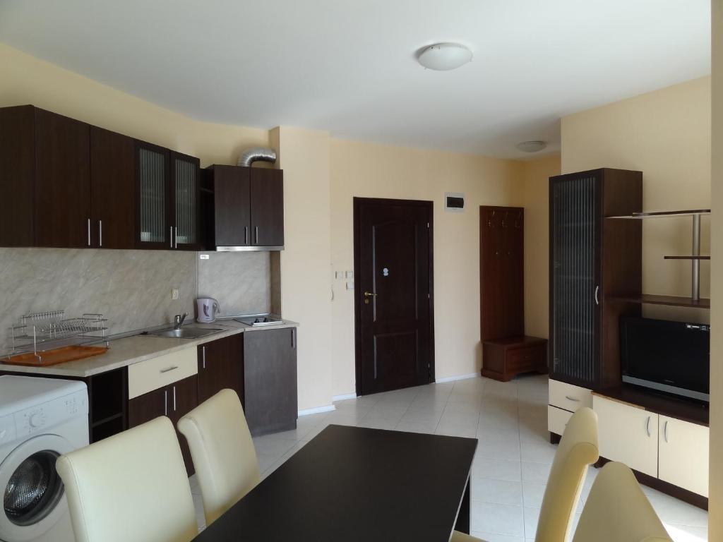 Triumph Holiday Village Sveti Vlas Exterior foto